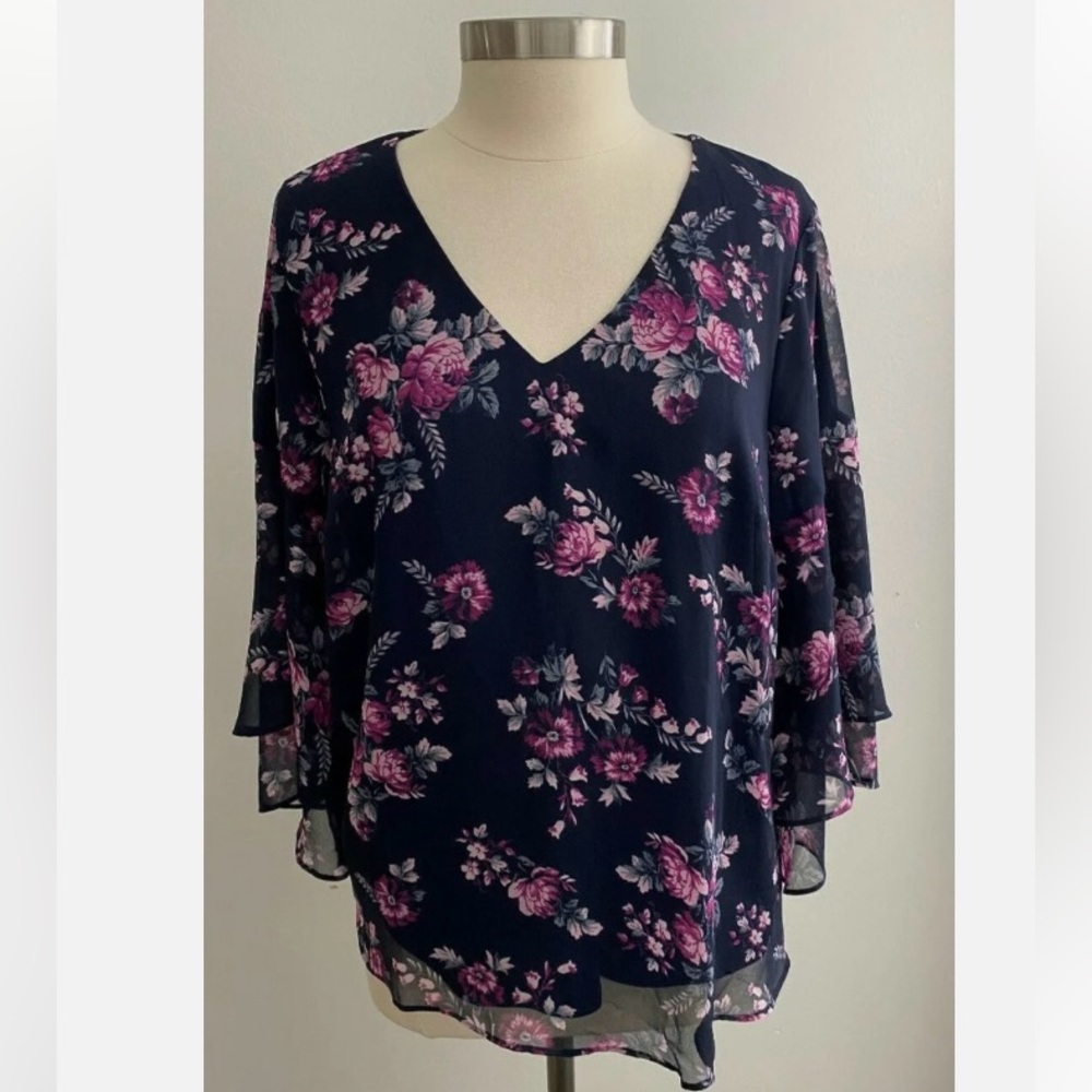 Lane Bryant V-Neck Floral Blue Top Sz 18-20